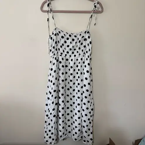 Line and Dot  White/Black Dot Sunday Polka Dot Midi Dress