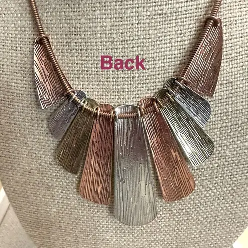 EUC Mixed Media Metal Boho Necklace Silver
