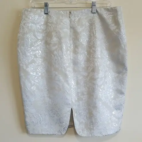 Forever 21  Cream Metallic Pencil Skirt Sz 10