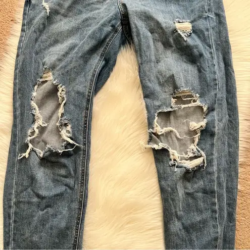 Wild Fable  High Rise Mom Jeans Destroy Size 8