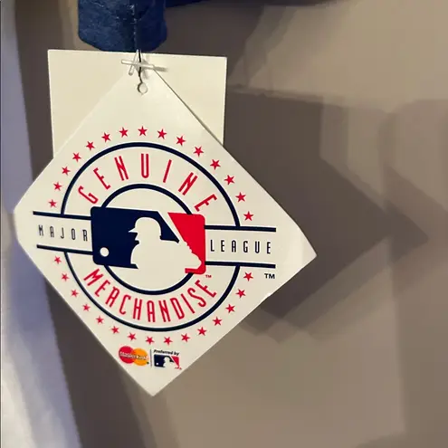 Genuine Merchandise Women’s NY METS Vee Neck Shirt NWT Size Large