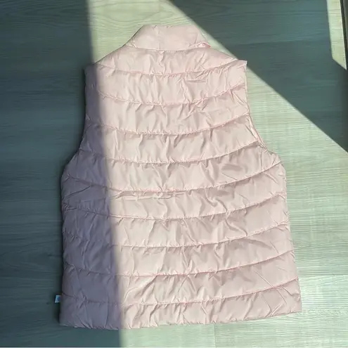 Gap  Women’s Soft Pink Cold Control Vest