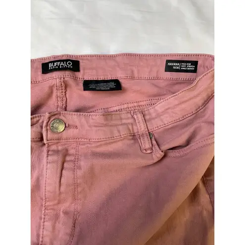 Buffalo David Bitton Buffalo Women's Pink Cropped Jeans/ High Rise/Stretch SIze 16/36 SKU 3488
