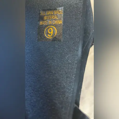 Speed Limit 98 Women 9 suede like black platform chunky heels w ankle strap