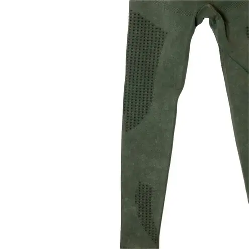 GRRRL Clothing Lucky Jade Seamless Leggings Size Weili/Victoria Green