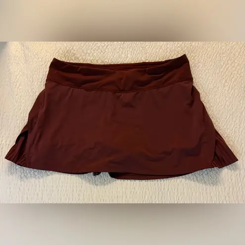 Lululemon  Play Off The Pleats Mid Rise Tennis Golf Skirt Red Merlot Swift Sz 10
