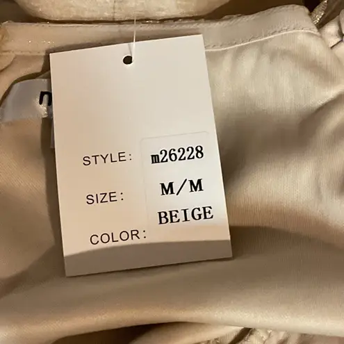 Maniju Floral Sleeveless Tiered Mermaid Style Skirt Prom Dress Size Medium NWT