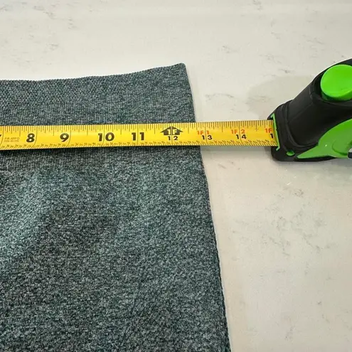 NVGTN Workout Shorts M Meadow Scrunch Green Dots Pro Seamless Training High Waist