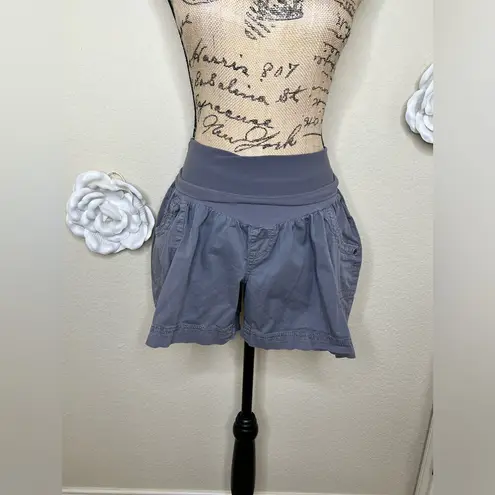 Motherhood Maternity NTM: Darker Gray Cargo Style Over the Belly Shorts Sz XL