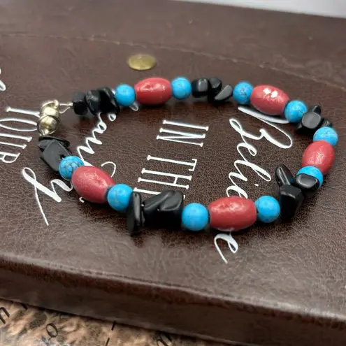 Vintage Y2K Colorful Beaded Gemstone Bracelet With Mahnetic Clasp Blue