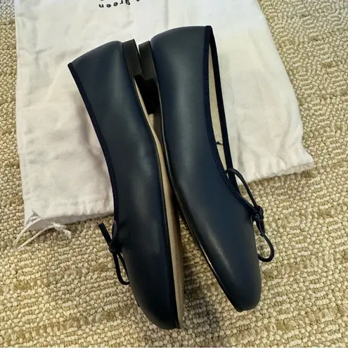 Patricia Green skim navy blue ballerina flats Size 9