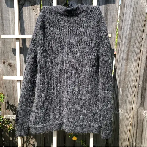 Forever 21  Gray Fluffy Cardigan Sweater XS