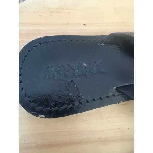 Mystique Boutique MYSTIQUE Women's Black Jeweled Florence Shell Stone Thong Sandals Size 7