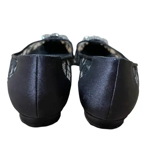 Manolo Blahnik Sheer Lace Hangisi Flats