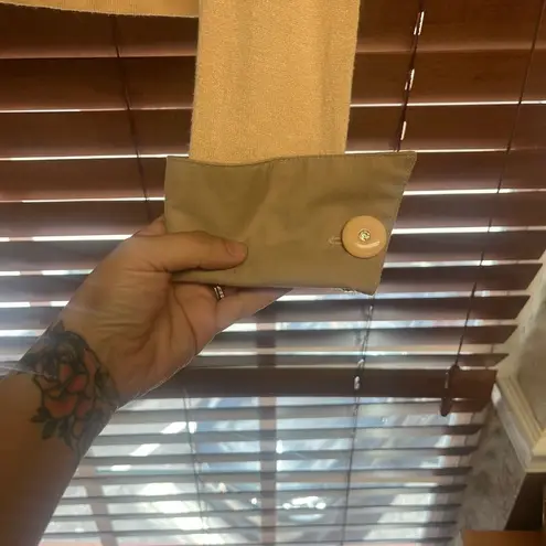 Twelve by Twelve Los Angeles Cream Cardigan Sweater | Size M with Metallic Pin Size M