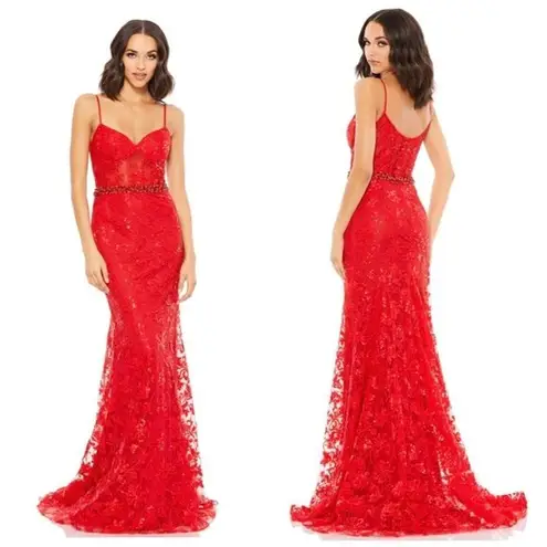 Mac Duggal Embroidered Illusion Bodice Sleeveless Trumpet Gown in Red Size US 4
