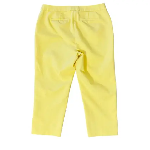 Rafaella Curvy Cropped Capri Pants