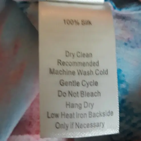 Ecru Sleeveless Multicolor Silk Keyhole Camisole S