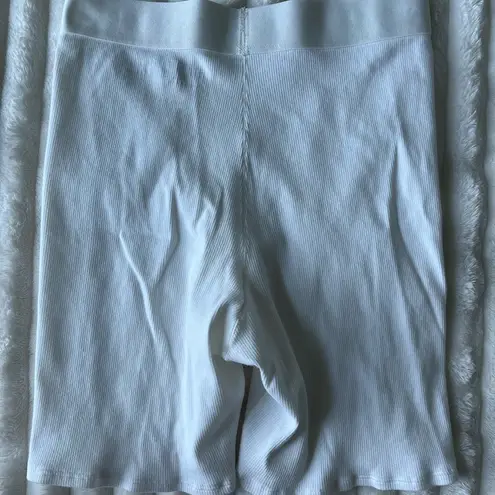 Aerie  white ribbed shorts