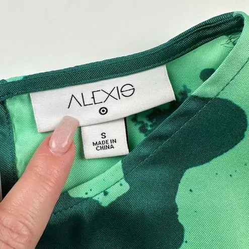 Alexis  x Target Green w/ Puff Sleeves Long Sleeve Rope Belt Tiered small