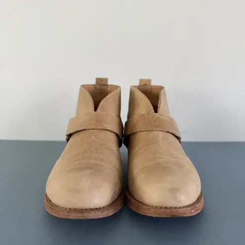 Koolaburra by UGG Santa Barbara Dame Leather Light Tan Harness Ankle Booties Size 6.5