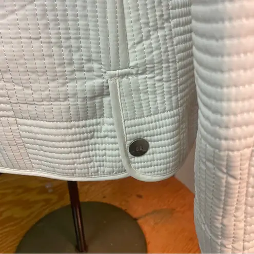 Gallery Columbia women’s black zip up size medium