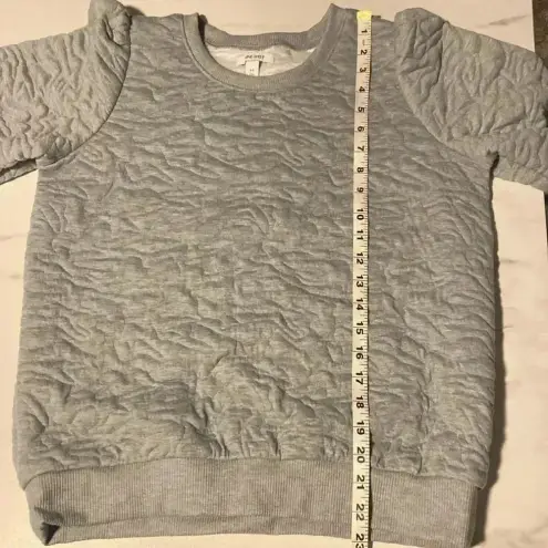 Nine West  Women's‎ Gray Short Sleeve Quilted Cozy Puff Sleeve Top Size Medium