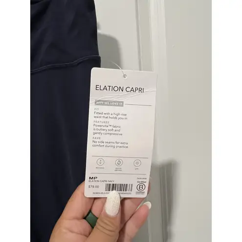 Athleta  Elation Capri Navy Size Medium Petite NWT $79 Athletic Yoga Running
