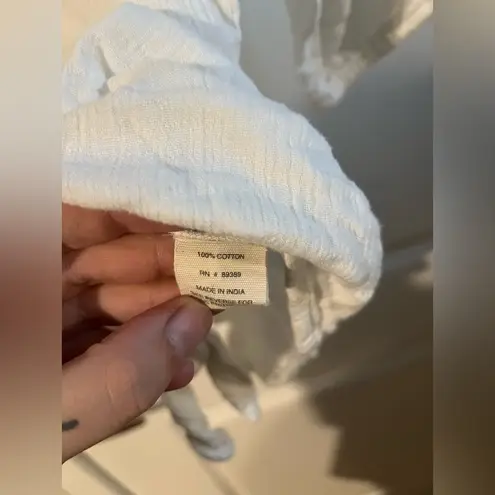 Studio West White Cotton Button Up w/ Tie Detail - Size Medium