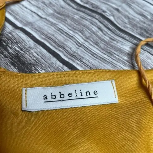 Abbeline Tiered Floral Embroidered Light Tank Top XS Extra Small Mustard Yellow