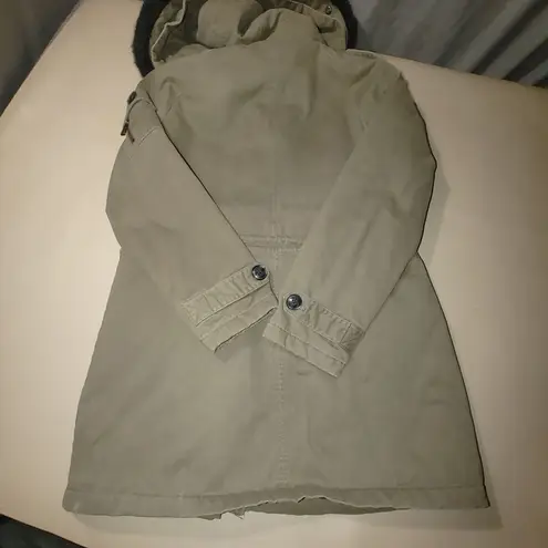 Michael Kors Hooded Parka Coat Size Large Olive Faux Fur Trim Sherpa Lining Black