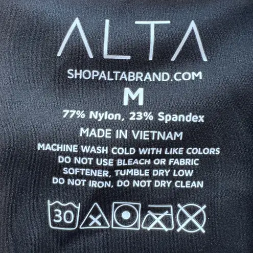 Alta Kenzie Two Pocket Scrub Top Royal Blue Size Medium Women’s Uniform Nurse Black