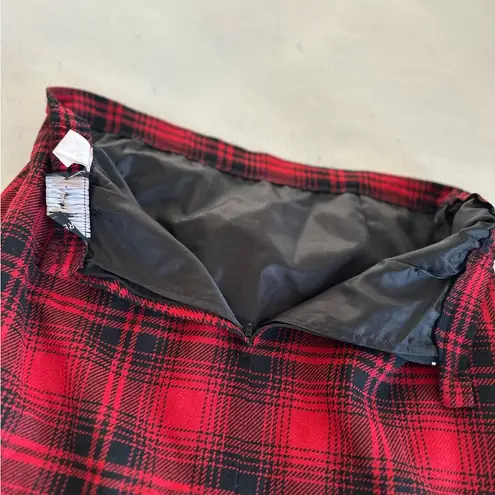 Requirements VTG 90s Wool Blend Maxi Skirt Sz:12 Fringe Ends Red Black Tartan Plaid. Lined