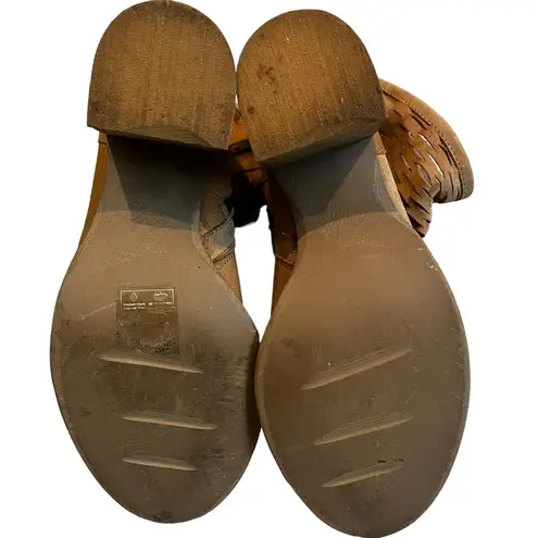 Coolway Laser Cut Leather Ankle Boot, Sz 38