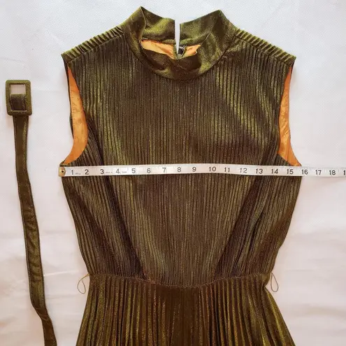 Vintage Betty Hartford glam glitter metallic gold dress with pleated skirt & removeable belt (see measurements)