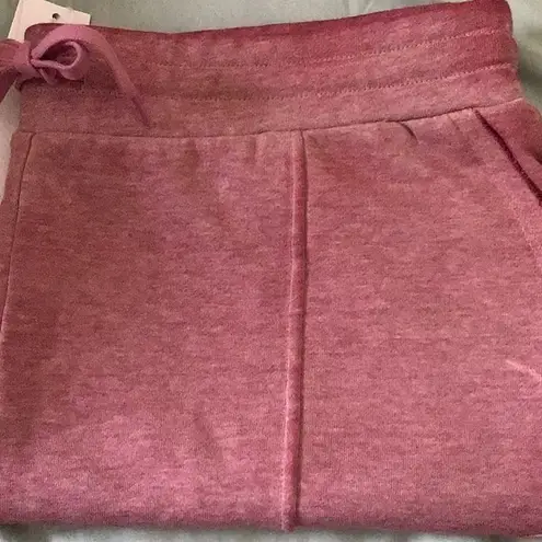 525 America  Women’s Mauve Seam Detail Comfy Shorts Sz Large NWT $68‎