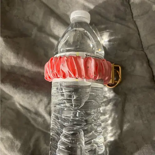 NWOT Coral pink studded scrunchie keychain