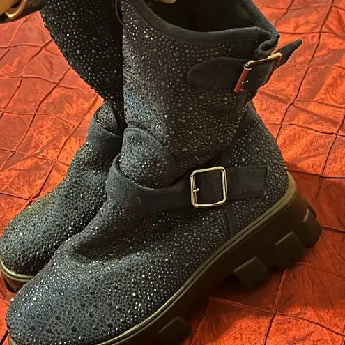 Stylish Women's Navy Combat Boots Black Size 6