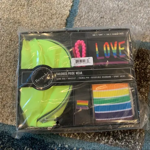 Bespoken Rainbow Love Pride Theme Set Kit Socks Pin Bag Red