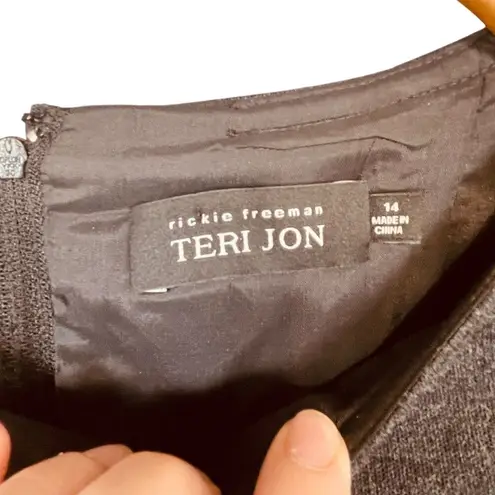 Rickie Freeman for Teri Jon Long