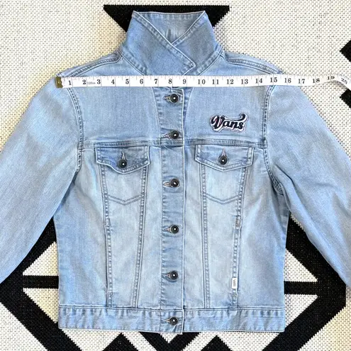 Vans  Retro Embroidered Patched Logo Blue Denim Trucker Jacket Small