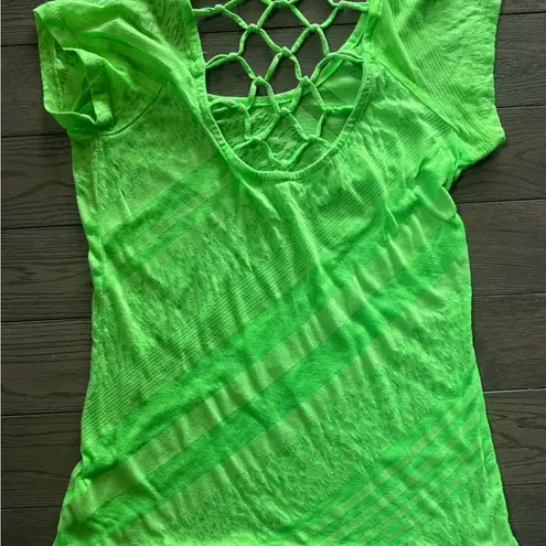 Derek Heart  Green Short Sleeve Tee
