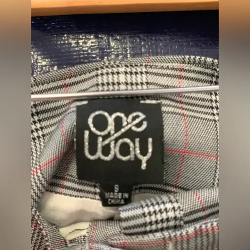 One Way Classic Gray Plaid Skirt. Size-Small