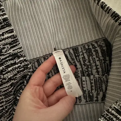 Athleta  Women’s Medium Flurry Elemental Tight Black White Patterned Sporty Athle thumbnail 7