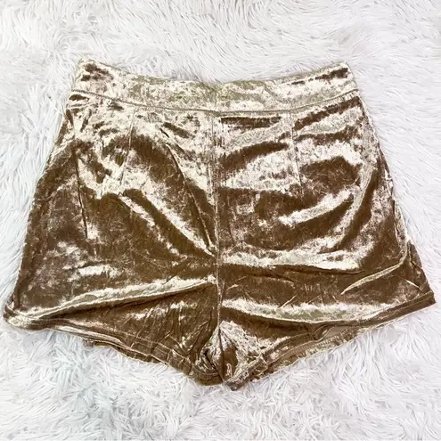 Listicle  Boutique Golden Taupe Crushed Velvet Skort Medium NWT