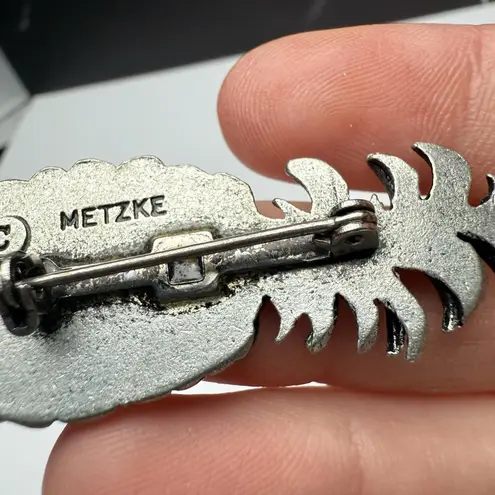 Metzke Pineapple Fruit Brooch Pin Pewter Tone Signed Silver