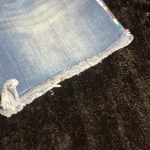 Seven7 Womans Sz 14 Plus Cutoff Jean Shorts Stretch Pockets Denim Embroidered