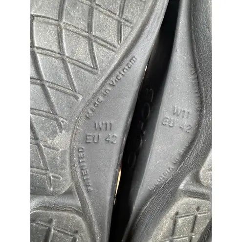 OOFOS Women Oolala Luxe Thong Recovery Sandals Flip Flops 11 Comfort Metallic A4