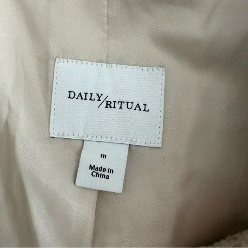 Daily Ritual Woman’s Cream Teddy Bear Fleece Oversized Coat Jacket Size M Size M