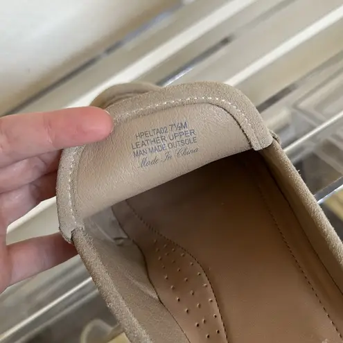 NWOB Donald J. Pliner Beige Women's Elta Mule Size 7.5